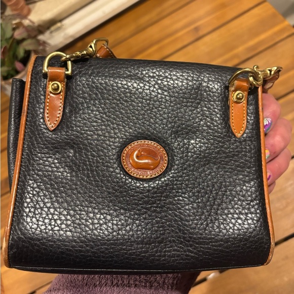 Small Vintage Dooney & Bourke Leather Crossbody Bag - Picture 7 of 10